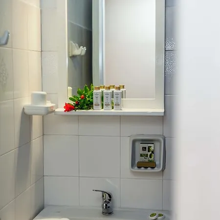 Andreas * Perissa (Santorini)