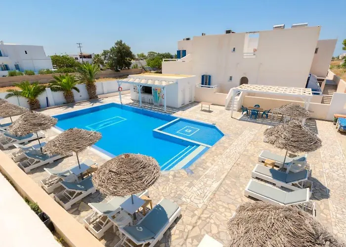 Andreas Perissa (Santorini)