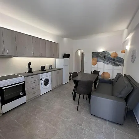 Andreas Apartment *